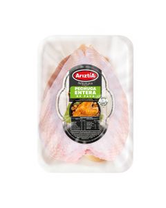 Pechuga Entera de Pavo 2,4 kg aprox con hueso y con piel.